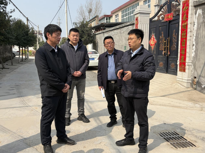 许万银调研我县以工代赈项目