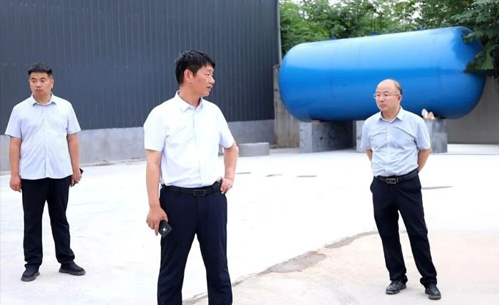 许万银调研督导大气污染防治工作