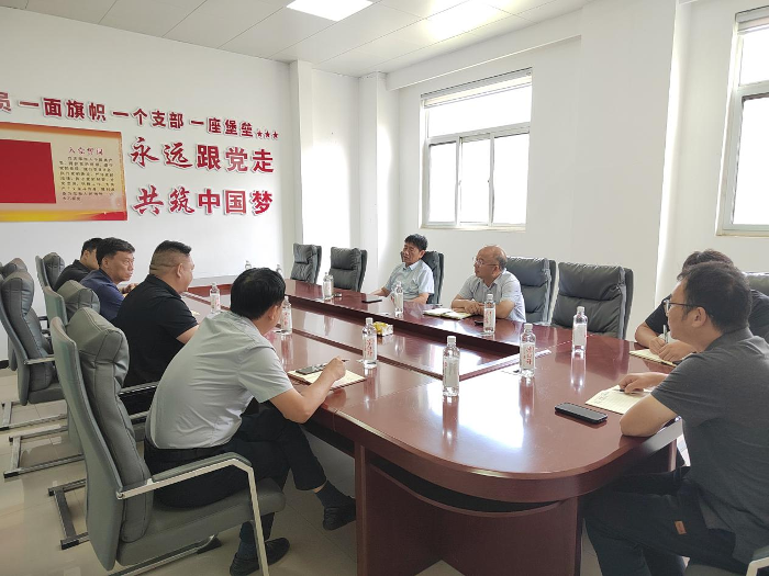 许万银调研企业生产经营工作